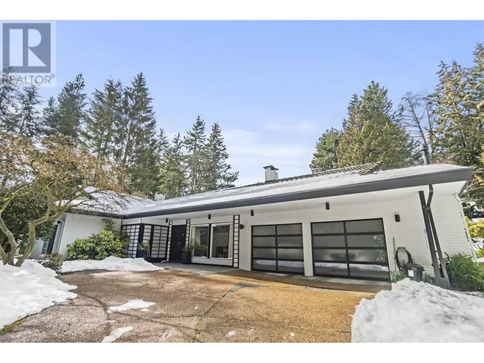 437 Southborough Drive, West Vancouver, British Columbia  V7S 1M3 - Photo 1 - R2786565