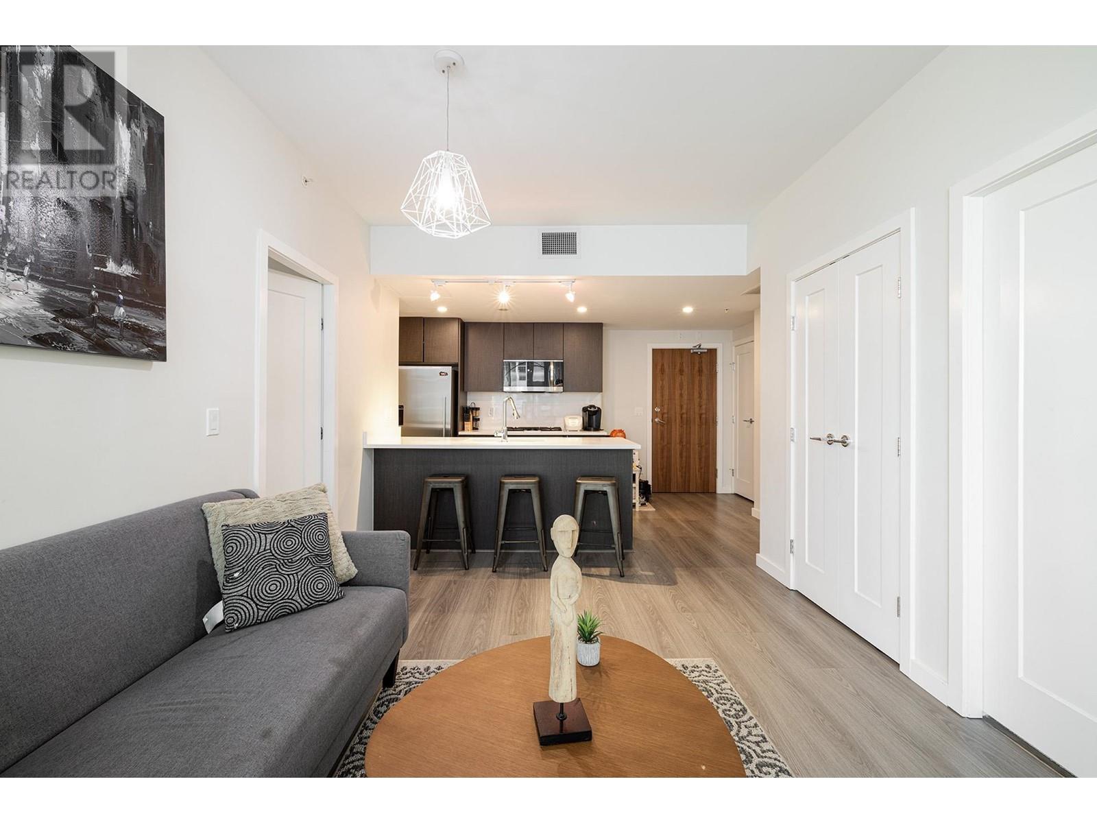 912 8688 Hazelbridge Way, Richmond, British Columbia  V6X 0R6 - Photo 5 - R2784703