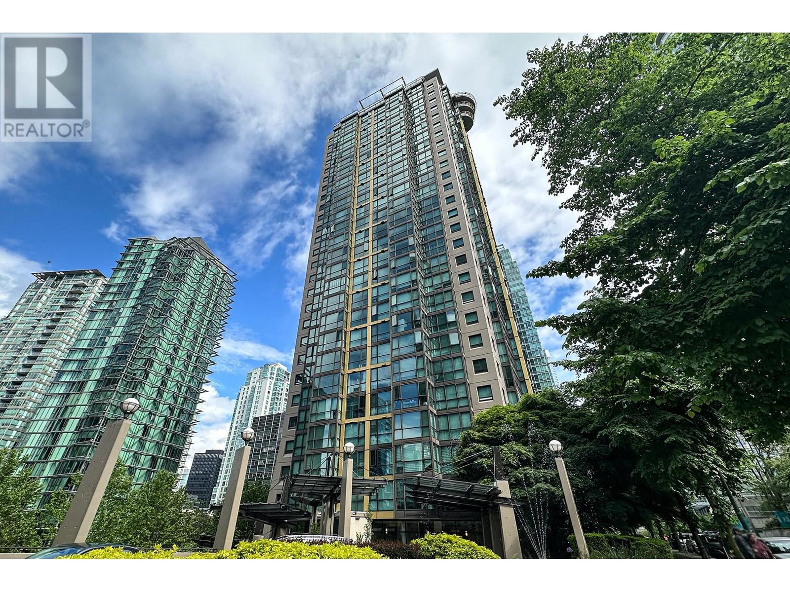 2305 1331 ALBERNI STREET, vancouver, British Columbia