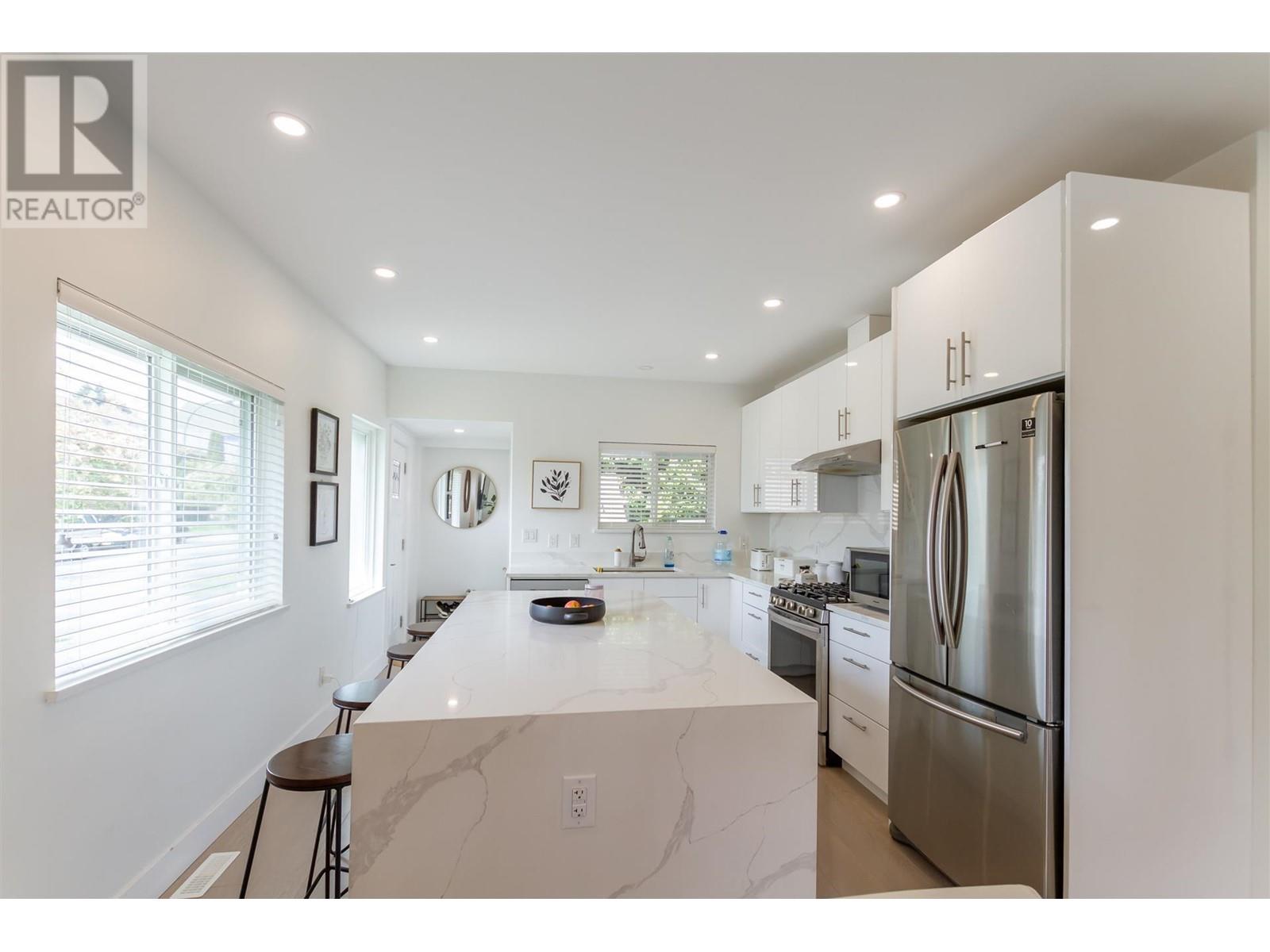 107 N Kaslo Street, Vancouver, British Columbia  V5K 3M9 - Photo 4 - R2775342