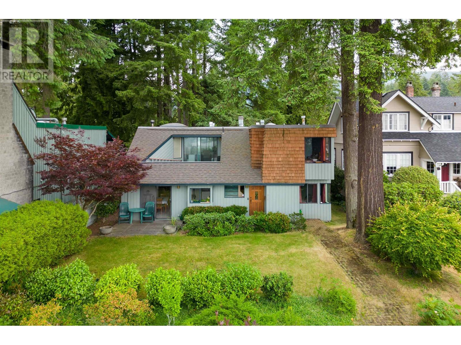 878 Cumberland Crescent, North Vancouver, British Columbia  V7P 1Y4 - Photo 34 - R2787072