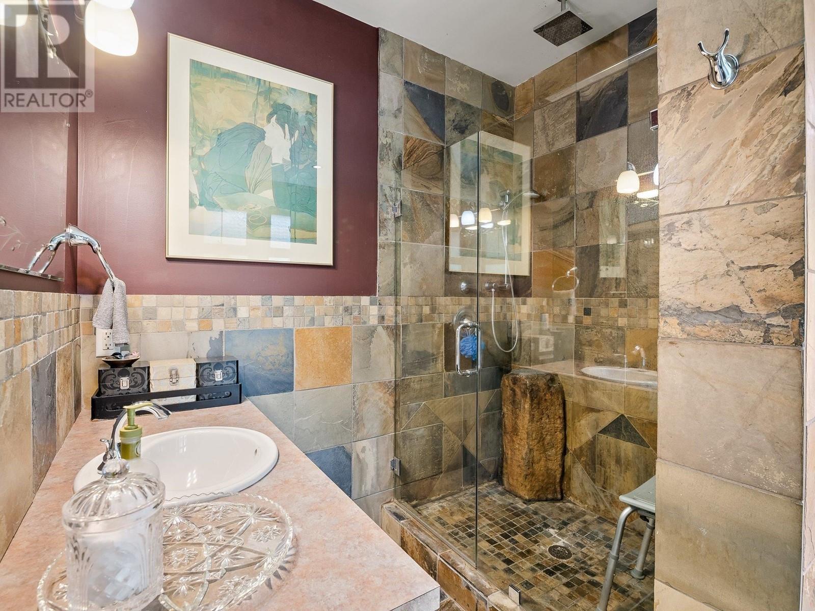 924 Thistle Place, Britannia Beach, British Columbia  V8B 1J2 - Photo 23 - R2787154