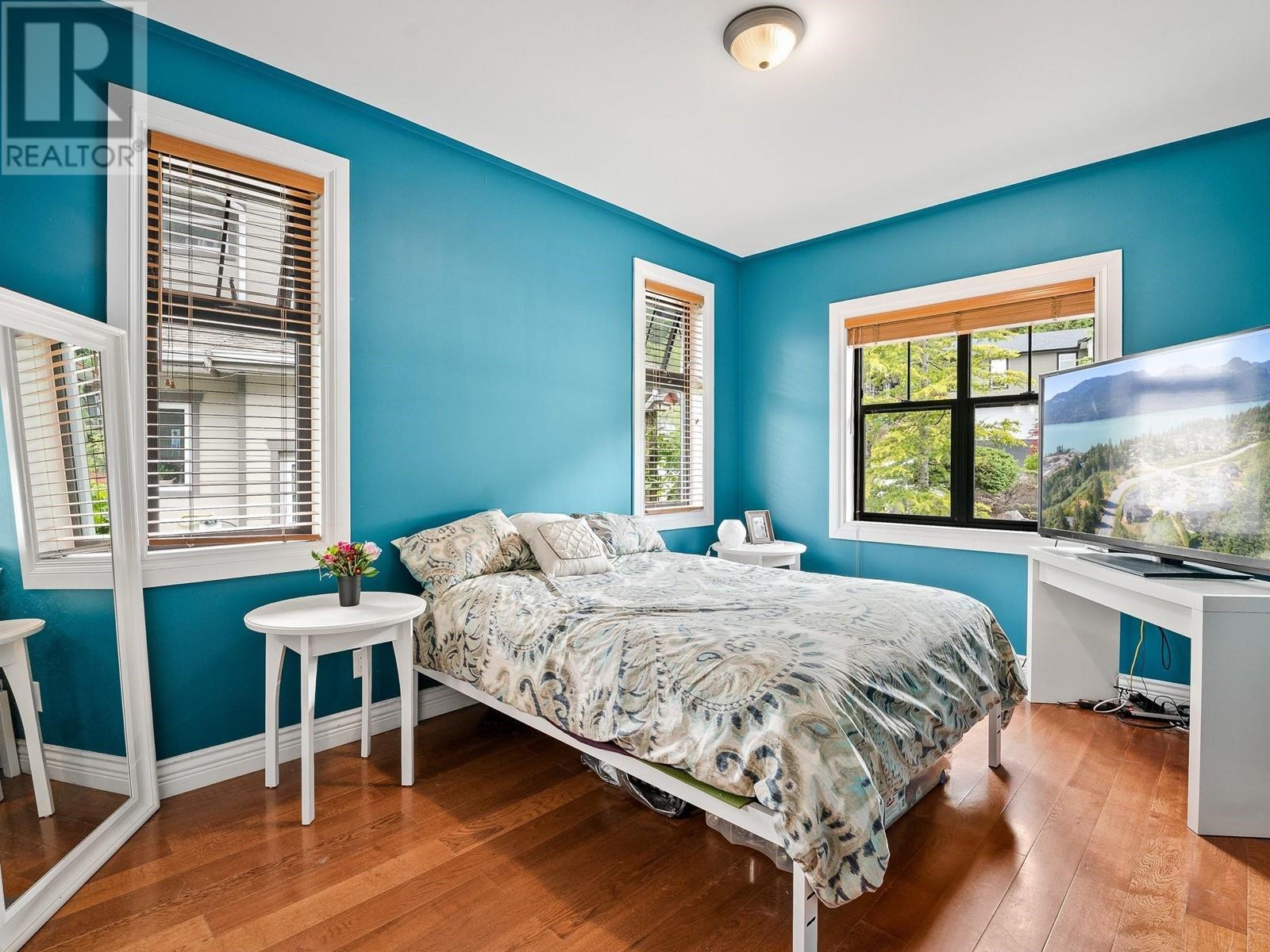 924 Thistle Place, Britannia Beach, British Columbia  V8B 1J2 - Photo 25 - R2787154