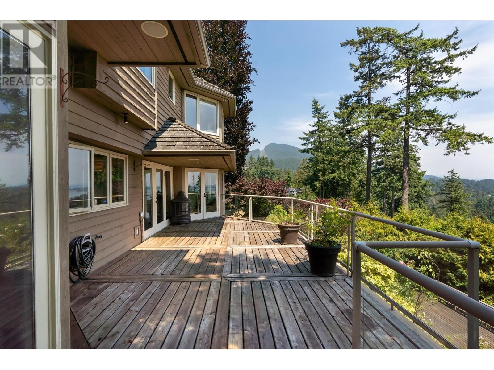 4882 Vista Place, West Vancouver, British Columbia  V7W 3E7 - Photo 21 - R2787273