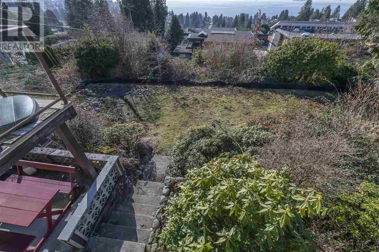 2510 Queens Avenue, West Vancouver, British Columbia  V7V 2Y8 - Photo 19 - R2787343