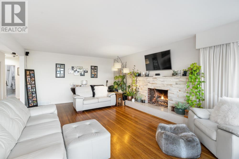 68 Bonnymuir Drive, West Vancouver, British Columbia  V7S 1L2 - Photo 5 - R2762728