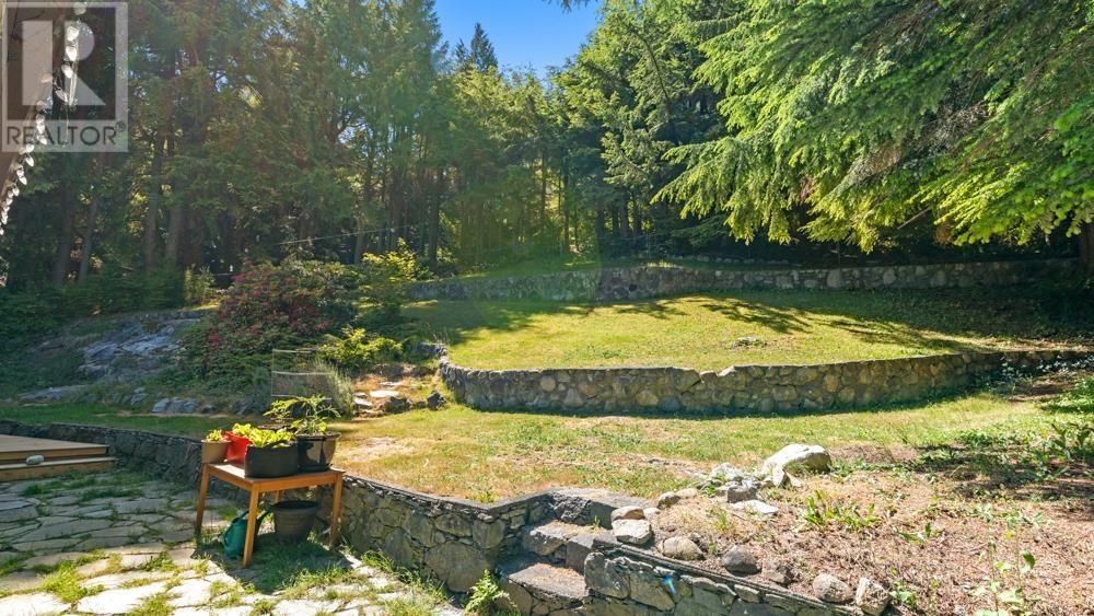 68 Bonnymuir Drive, West Vancouver, British Columbia  V7S 1L2 - Photo 35 - R2762728