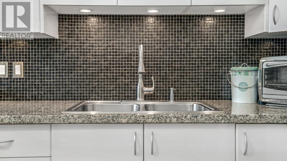 68 Bonnymuir Drive, West Vancouver, British Columbia  V7S 1L2 - Photo 13 - R2762728