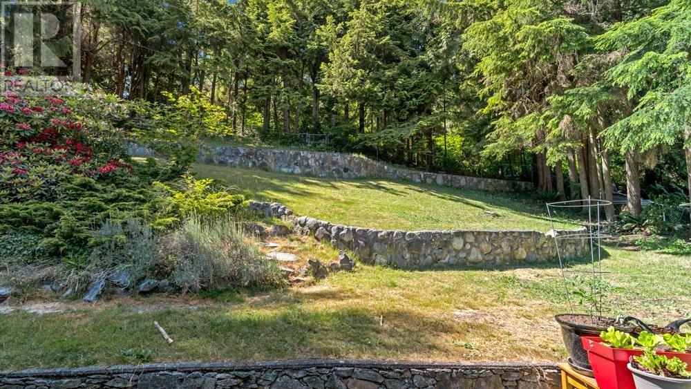 68 Bonnymuir Drive, West Vancouver, British Columbia  V7S 1L2 - Photo 36 - R2762728