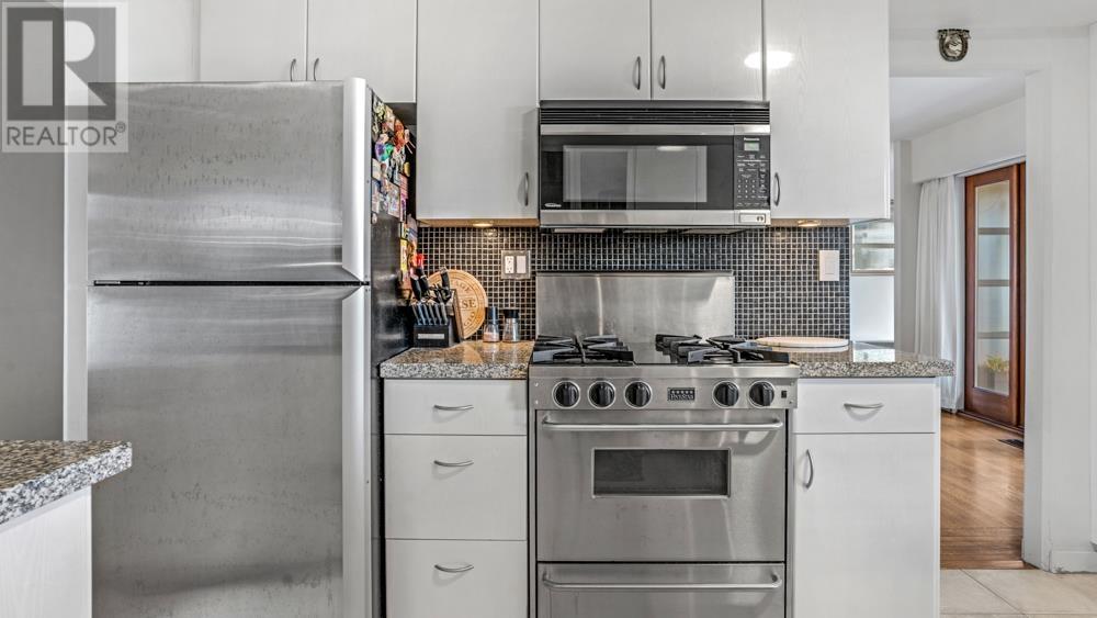 68 Bonnymuir Drive, West Vancouver, British Columbia  V7S 1L2 - Photo 14 - R2762728