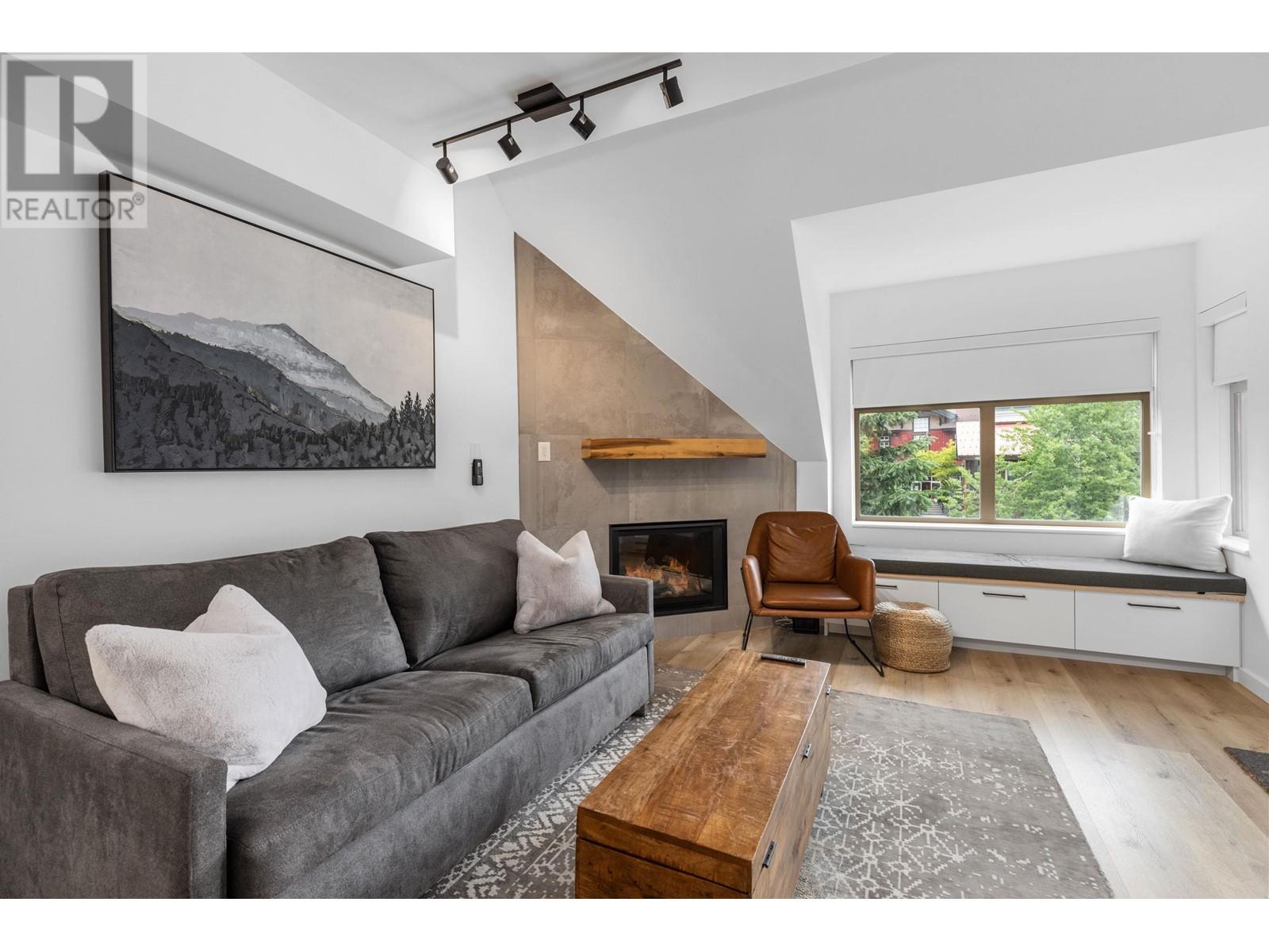 215 2050 LAKE PLACID ROAD, whistler, British Columbia