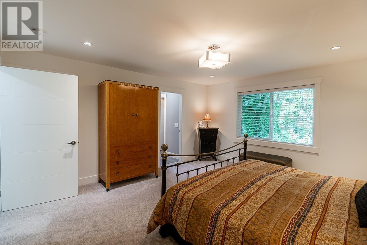 12221 207a Street, Maple Ridge, British Columbia  V2X 9T1 - Photo 10 - R2787768