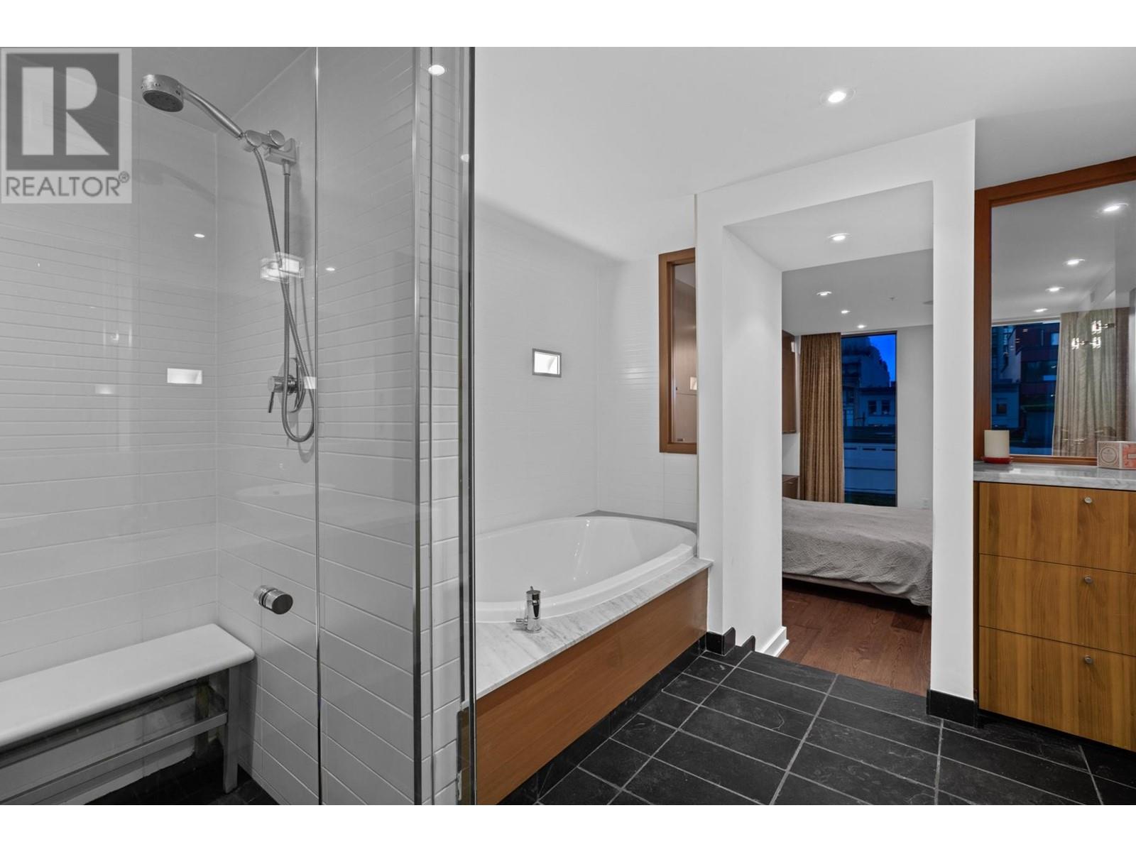 401 499 Drake Street, Vancouver, British Columbia  V6B 1B1 - Photo 25 - R2787896