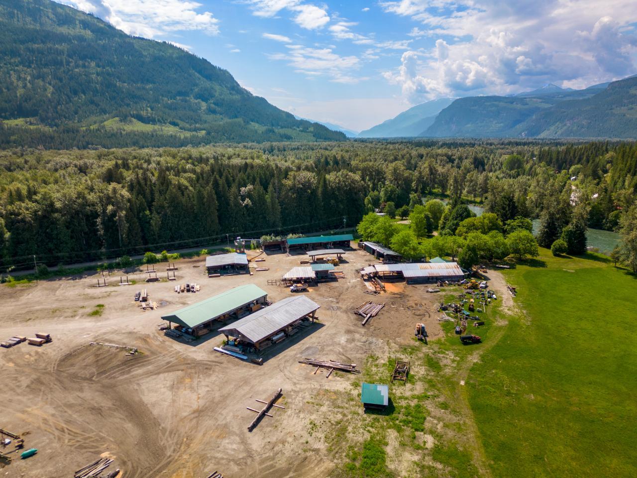 209 Lardeau River Rd, Kaslo North To Gerrard, British Columbia  V0G 1N0 - Photo 4 - 2471147