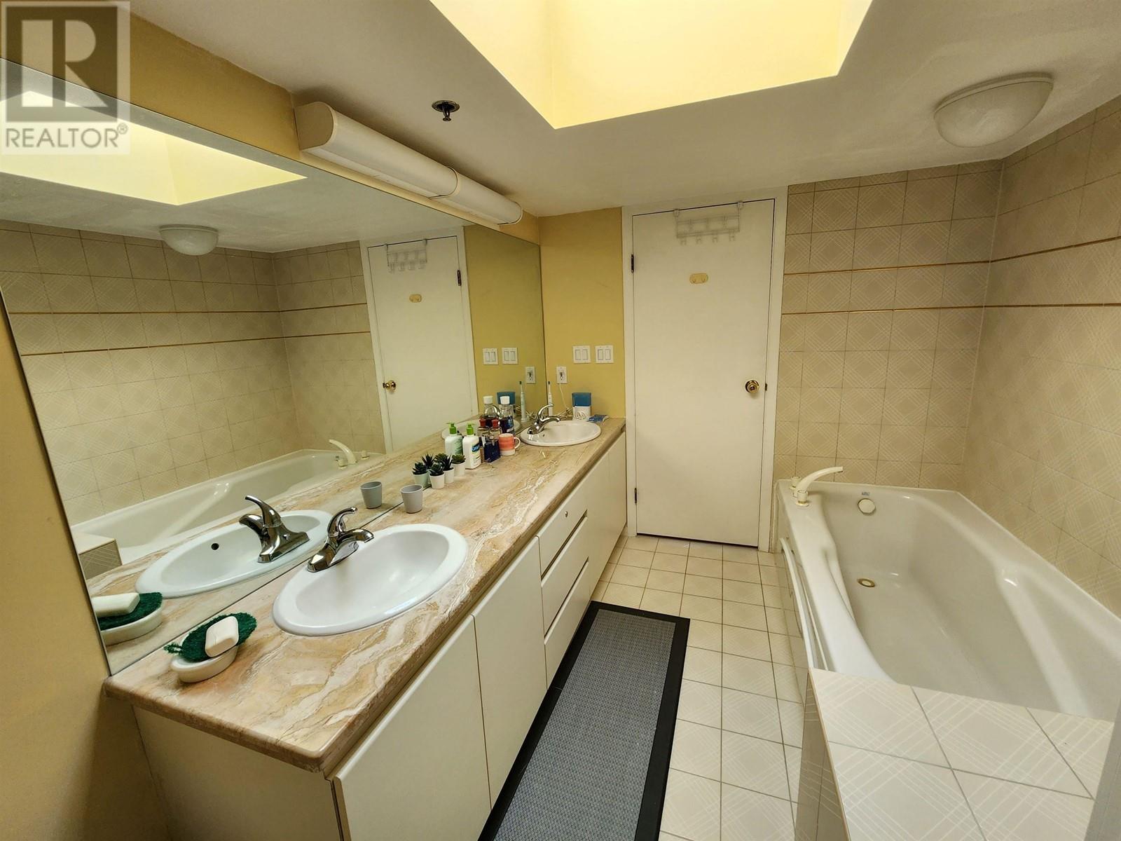803 503 W 16th Avenue, Vancouver, British Columbia  V5Z 4N3 - Photo 20 - R2787291