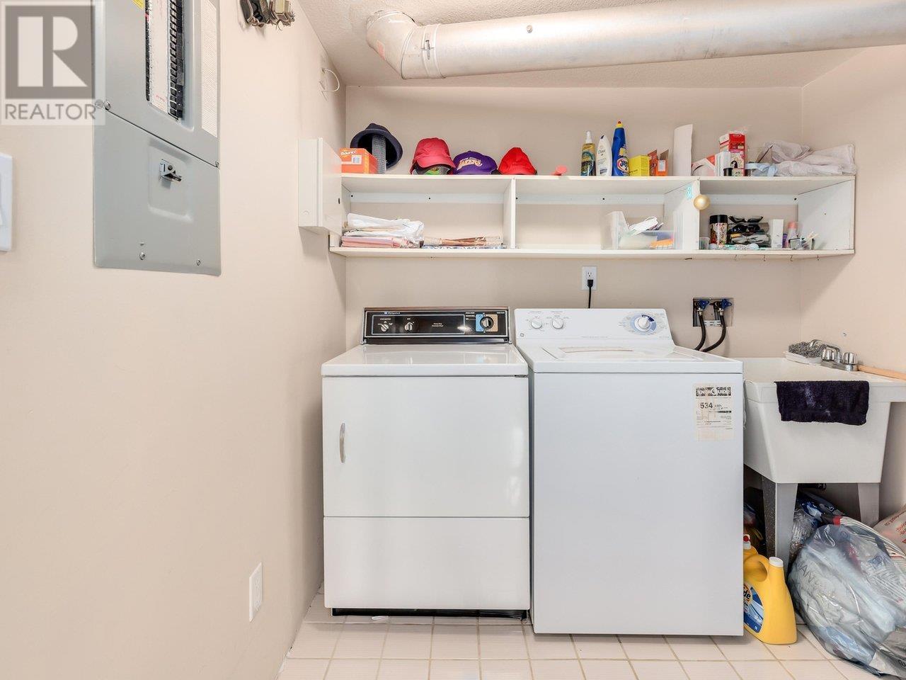 6768 Colborne Avenue, Burnaby, British Columbia  V5E 2N6 - Photo 15 - R2787973