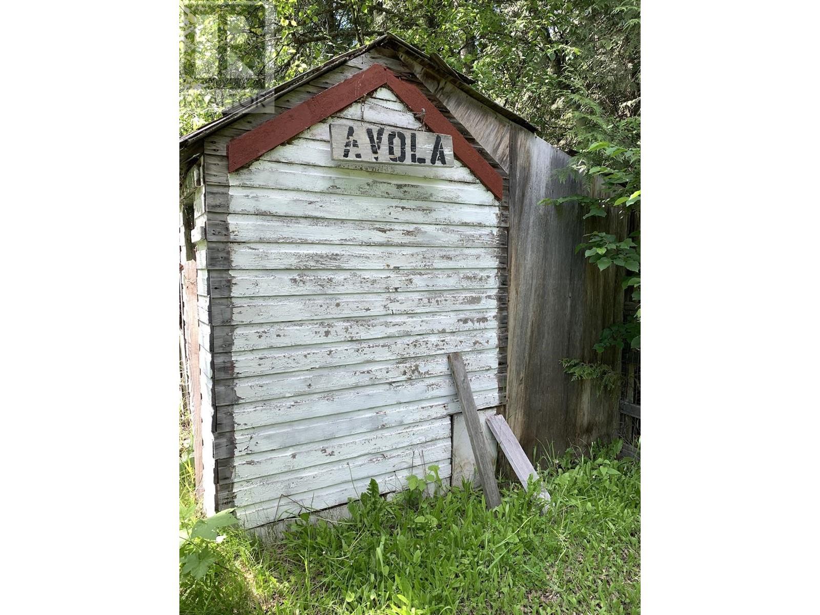 6381 Avola Village Road, Blue River, British Columbia  V0E 1C0 - Photo 6 - 173336