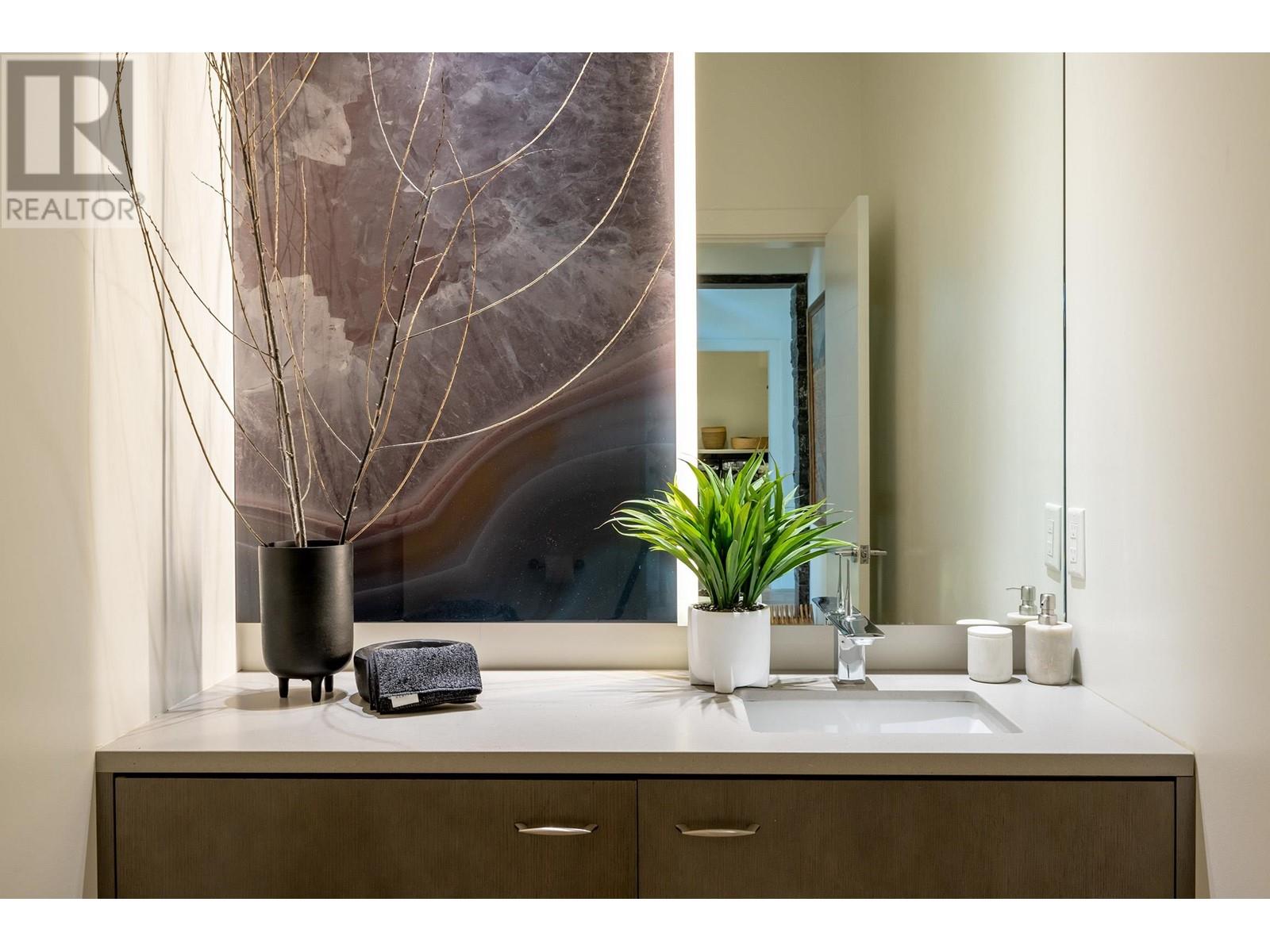 8206 Mountain View Drive, Whistler, British Columbia  V8E 0G3 - Photo 13 - R2786962