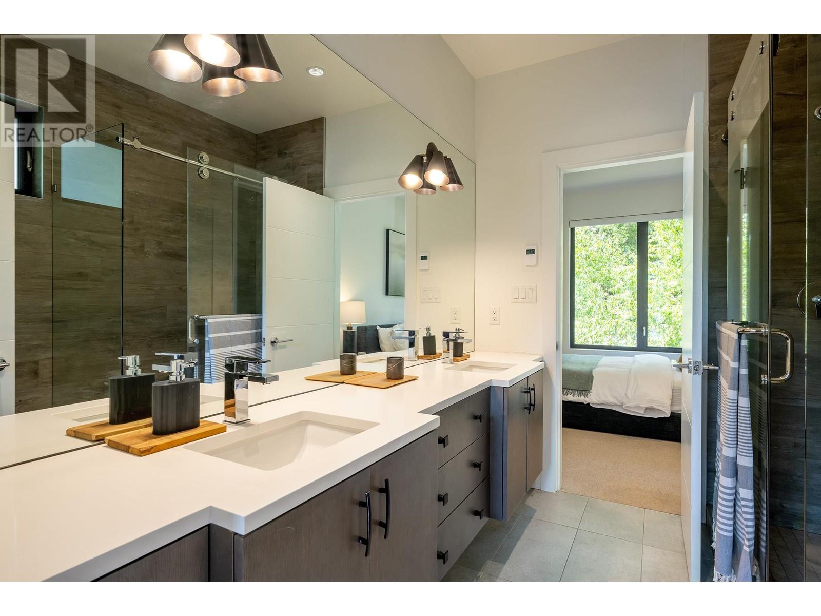 8206 Mountain View Drive, Whistler, British Columbia  V8E 0G3 - Photo 20 - R2786962