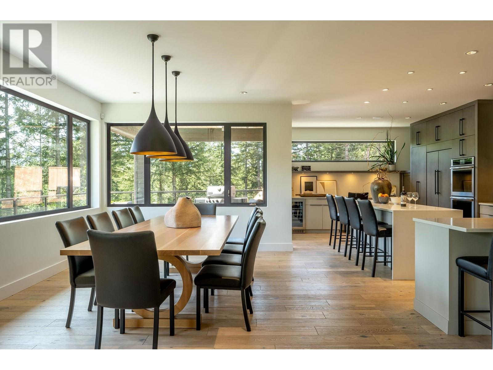 8206 Mountain View Drive, Whistler, British Columbia  V8E 0G3 - Photo 5 - R2786962