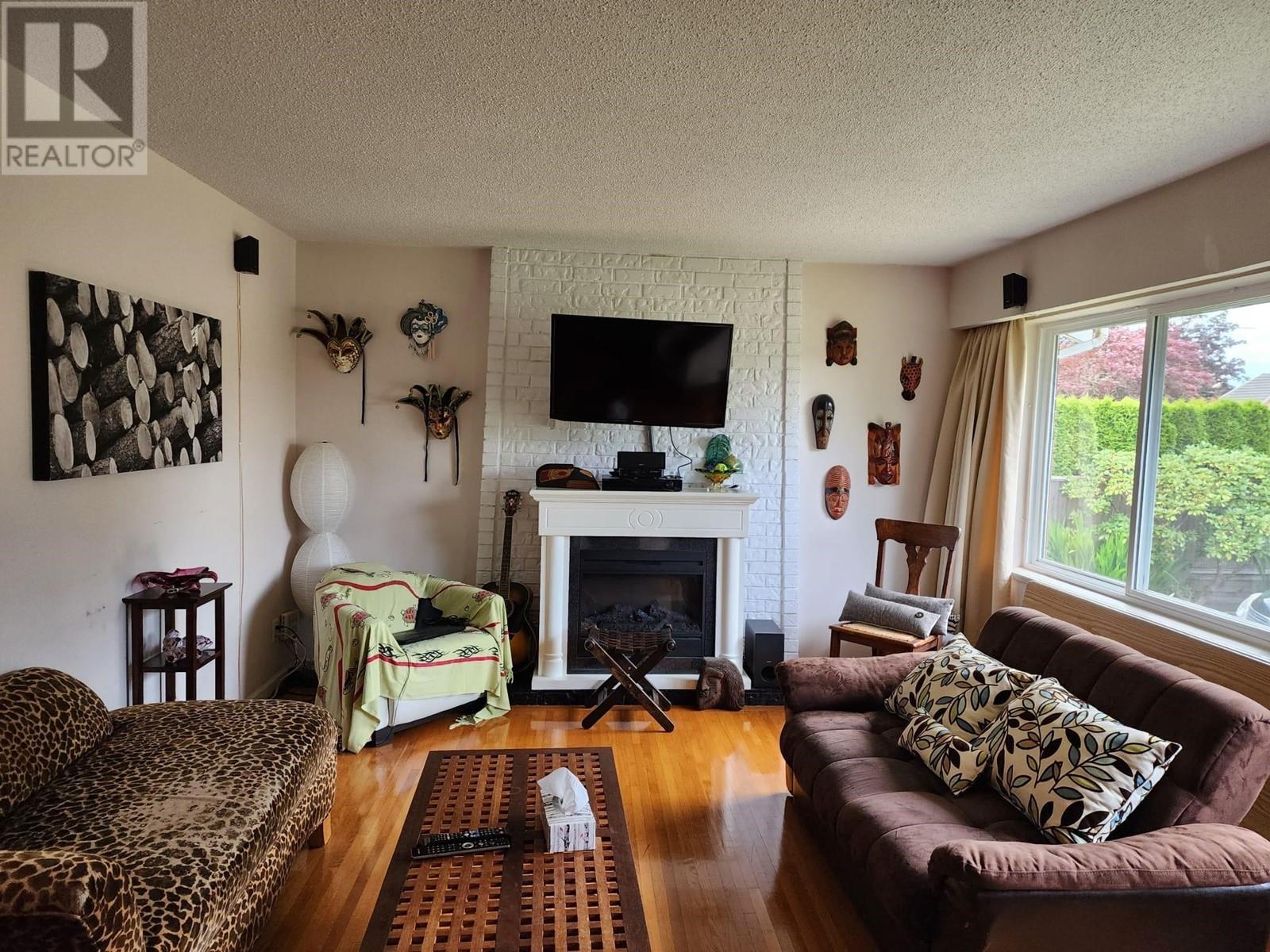 8520 Robinson Road, Richmond, British Columbia  V6Y 1B5 - Photo 3 - R2787382