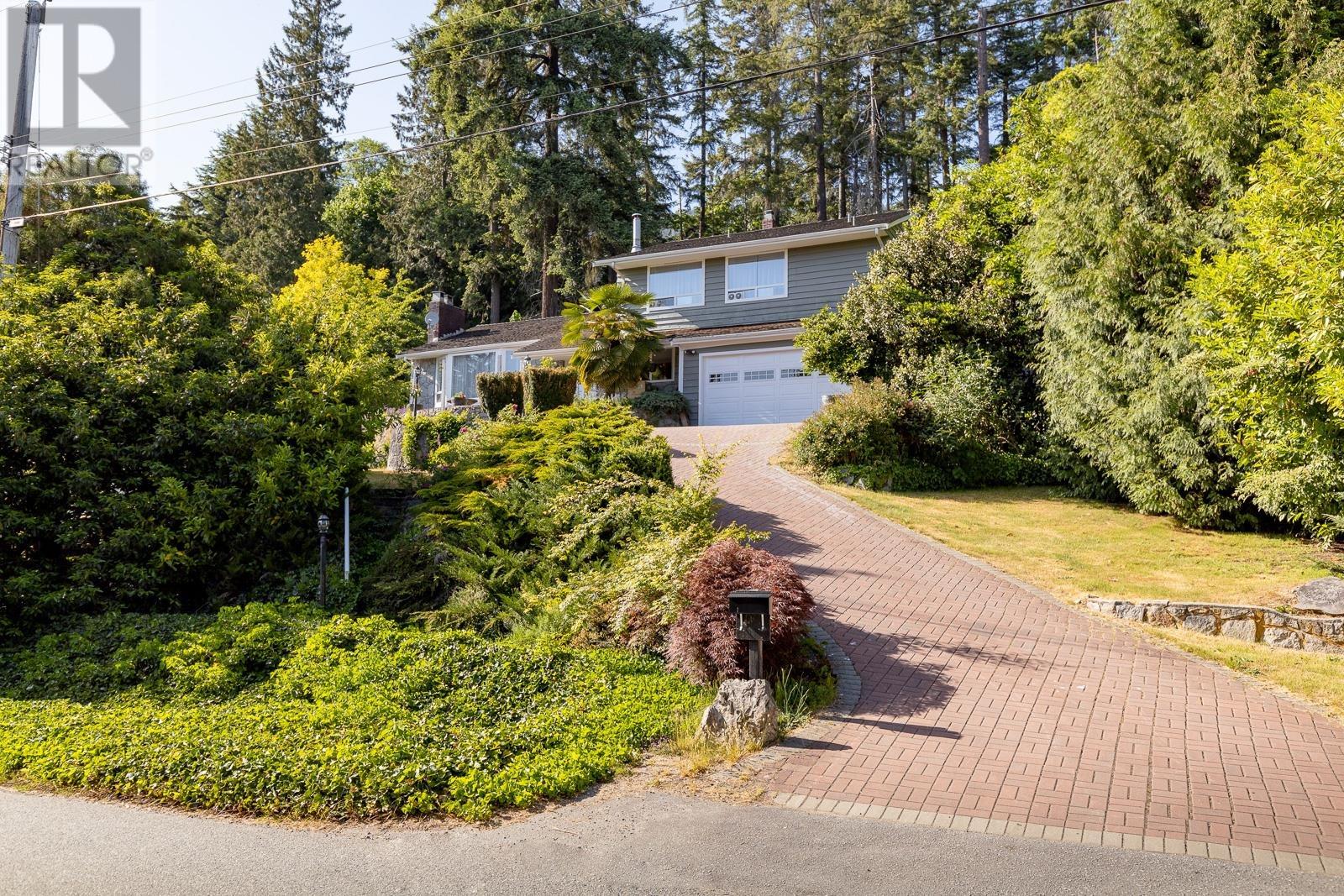 3125 Benbow Road, West Vancouver, British Columbia  V7V 3E1 - Photo 2 - R2788307