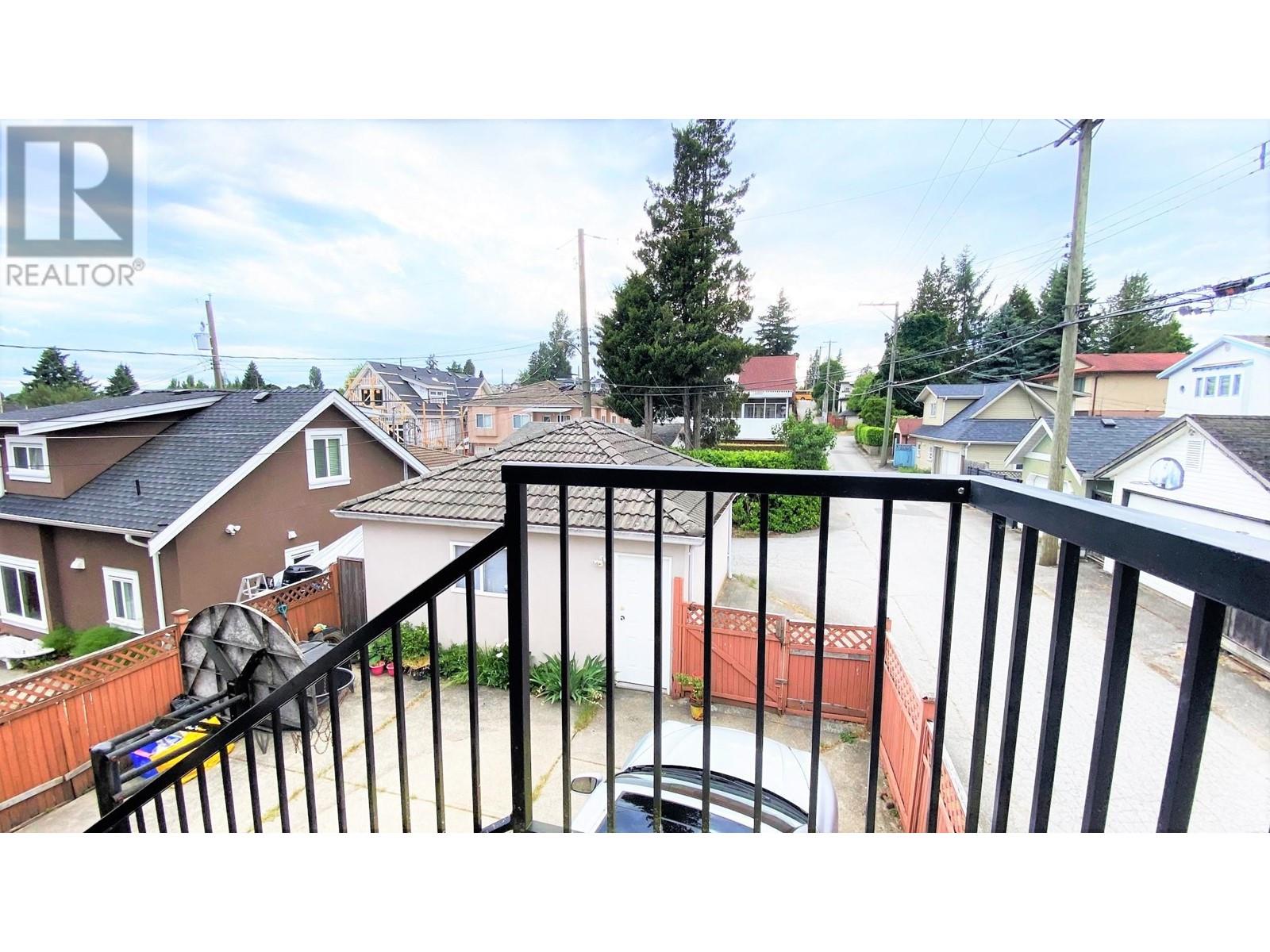5323 Dumfries Street, Vancouver, British Columbia  V5P 3A3 - Photo 4 - R2787663