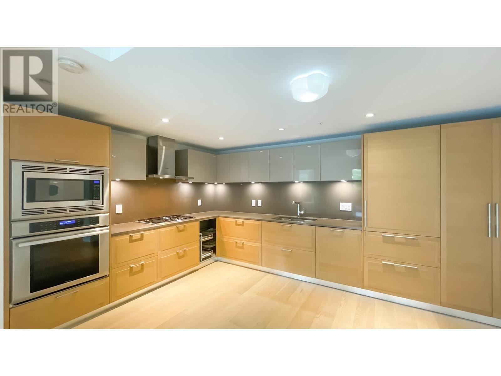 101 7128 Adera Street, Vancouver, British Columbia  V6P 0H6 - Photo 6 - R2786833