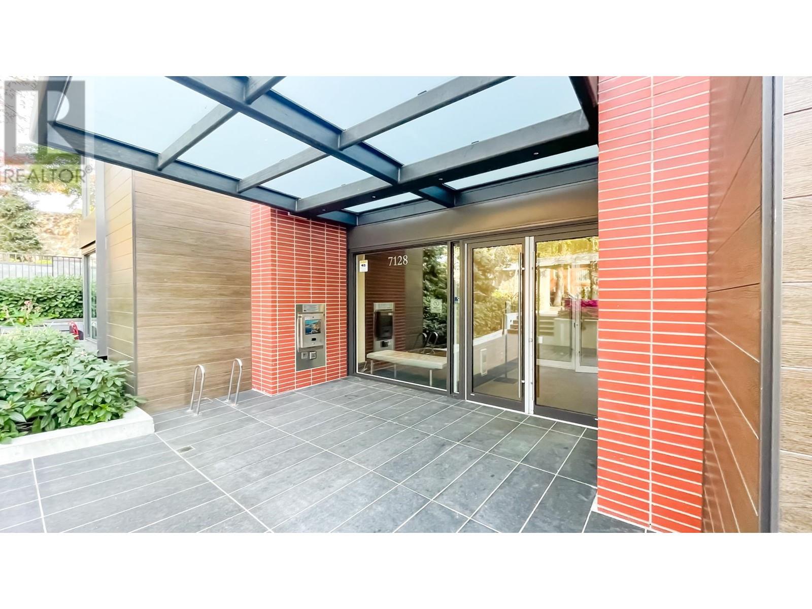 101 7128 Adera Street, Vancouver, British Columbia  V6P 0H6 - Photo 3 - R2786833