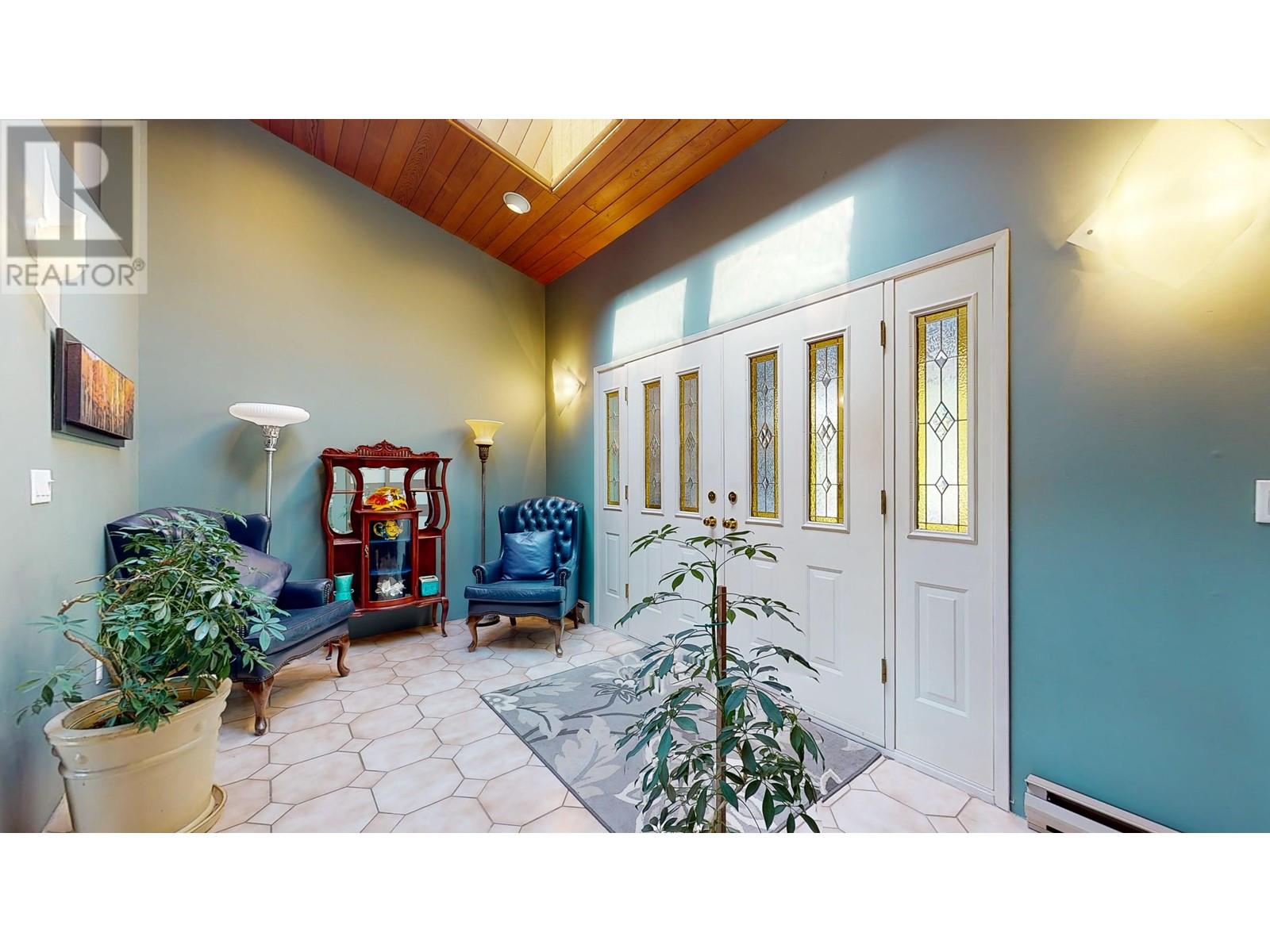 4708 Hotel Lake Crescent, Garden Bay, British Columbia  V0N 1S1 - Photo 26 - R2770850