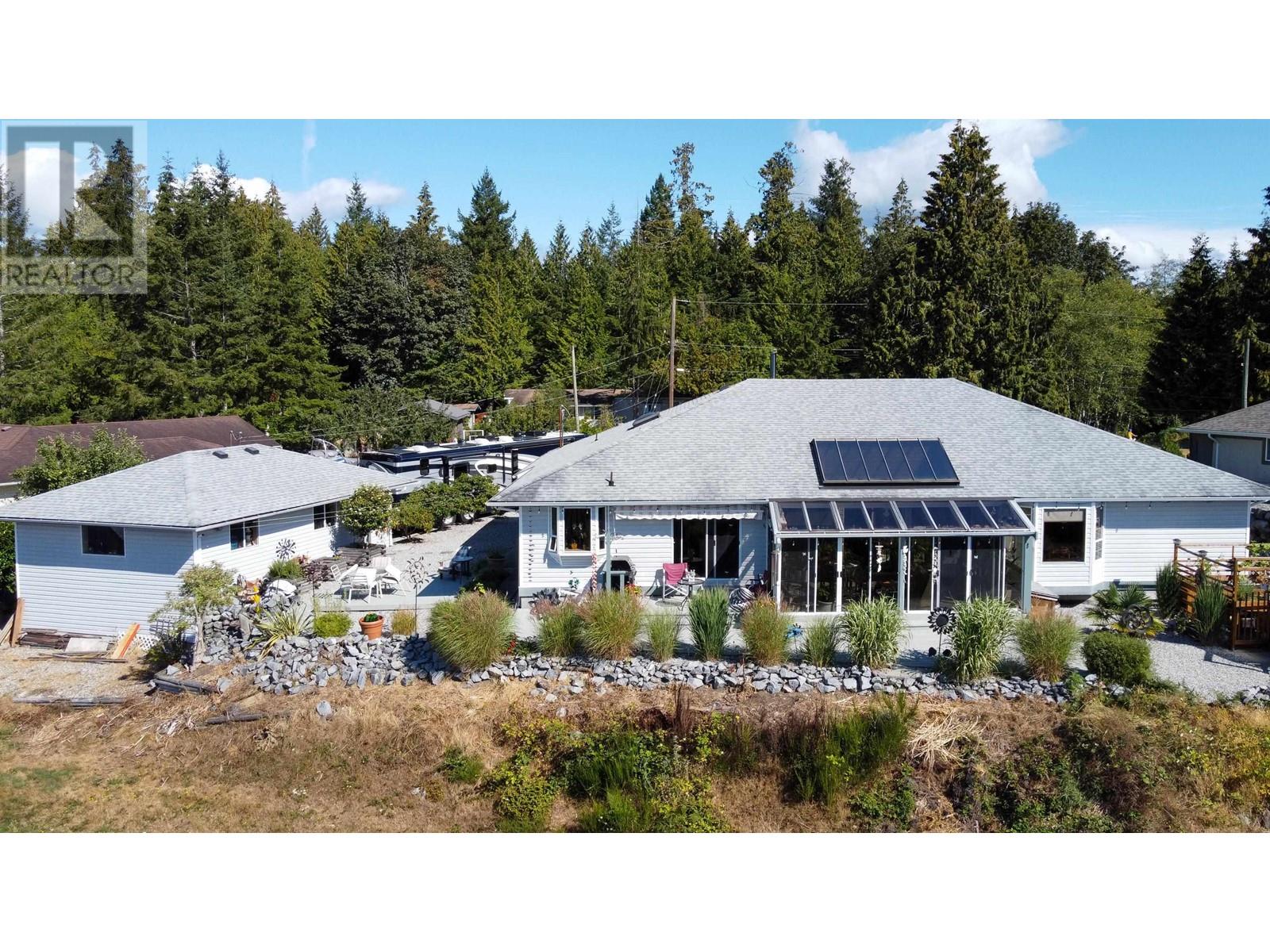 4708 Hotel Lake Crescent, Garden Bay, British Columbia  V0N 1S1 - Photo 20 - R2770850