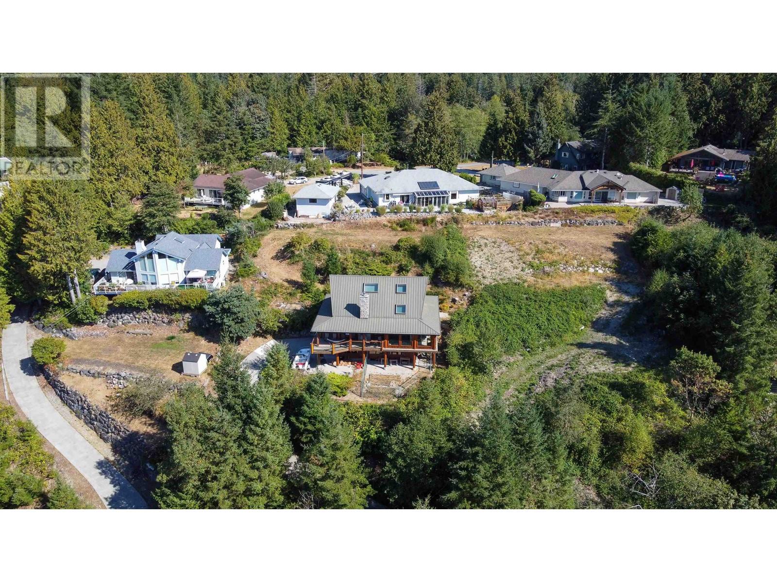 4708 Hotel Lake Crescent, Garden Bay, British Columbia  V0N 1S1 - Photo 16 - R2770850