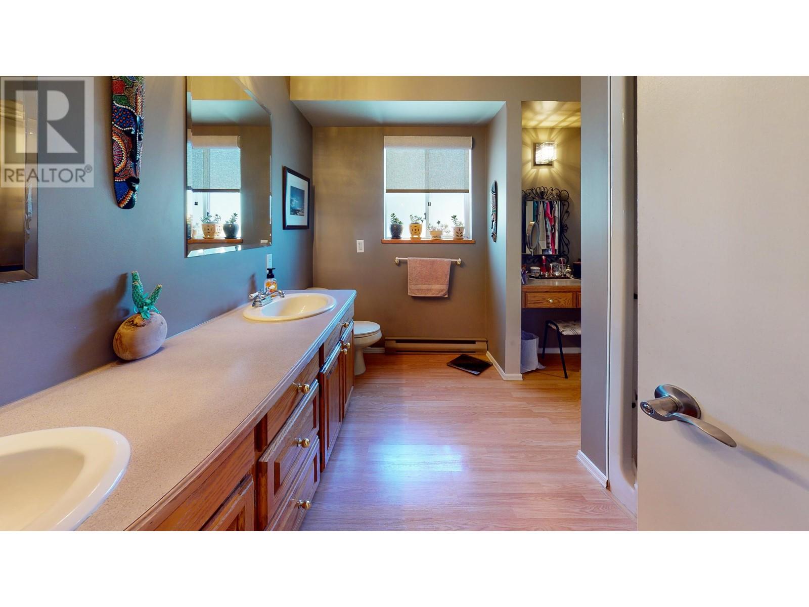 4708 Hotel Lake Crescent, Garden Bay, British Columbia  V0N 1S1 - Photo 27 - R2770850