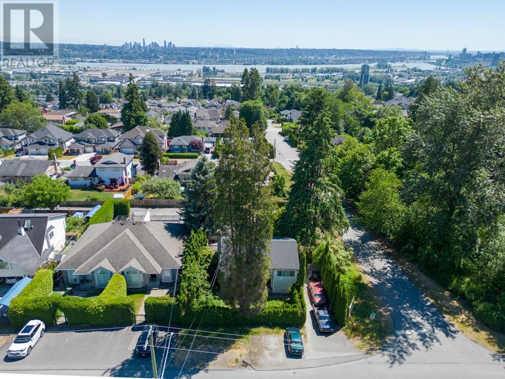 1002 Dansey Avenue, Coquitlam, British Columbia  V3K 3H1 - Photo 7 - R2784121