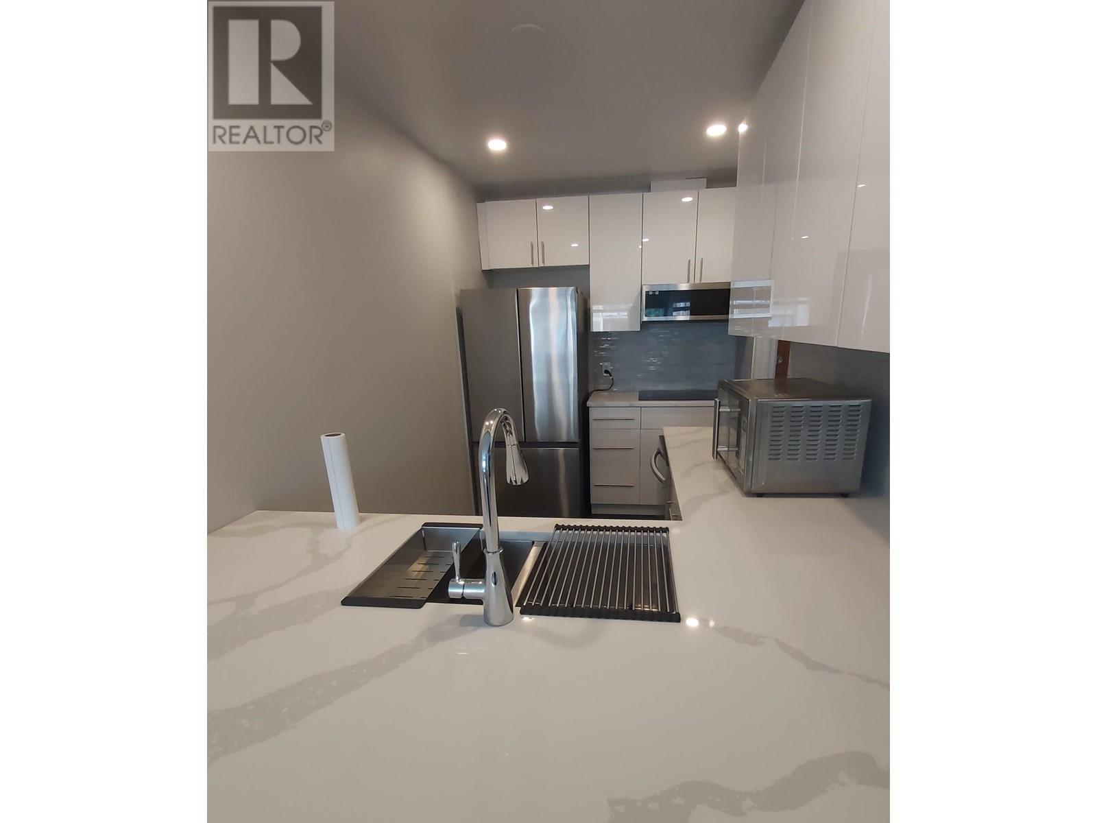 206 3731 W 6th Avenue, Vancouver, British Columbia  V6R 1T8 - Photo 1 - R2784108