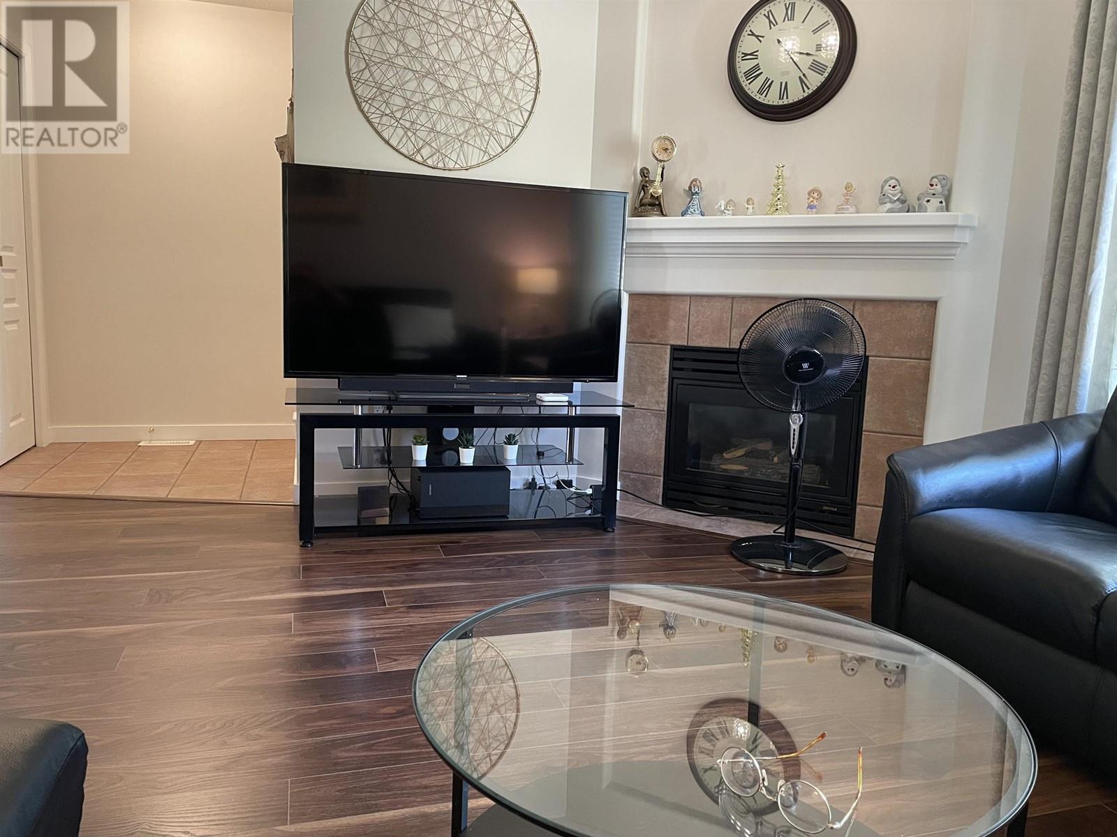 18 2351 Parkway Boulevard, Coquitlam, British Columbia  V3E 3P2 - Photo 3 - R2774169