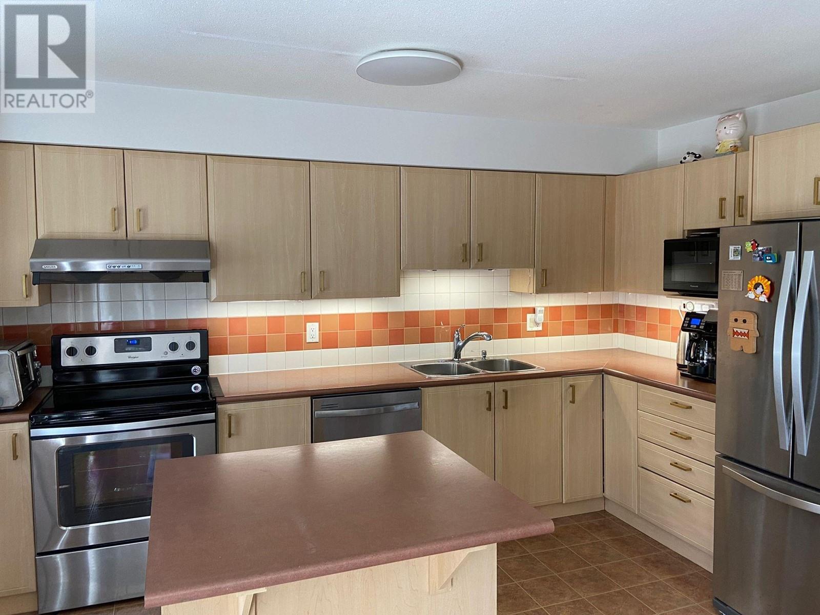 18 2351 Parkway Boulevard, Coquitlam, British Columbia  V3E 3P2 - Photo 10 - R2774169