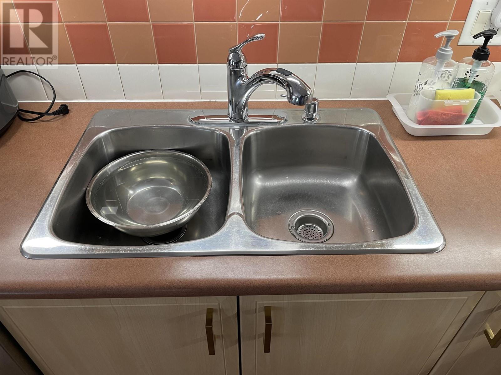 18 2351 Parkway Boulevard, Coquitlam, British Columbia  V3E 3P2 - Photo 15 - R2774169