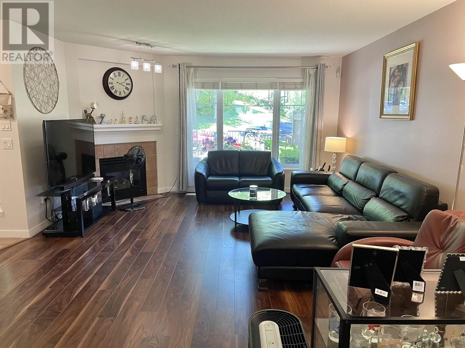 18 2351 Parkway Boulevard, Coquitlam, British Columbia  V3E 3P2 - Photo 2 - R2774169