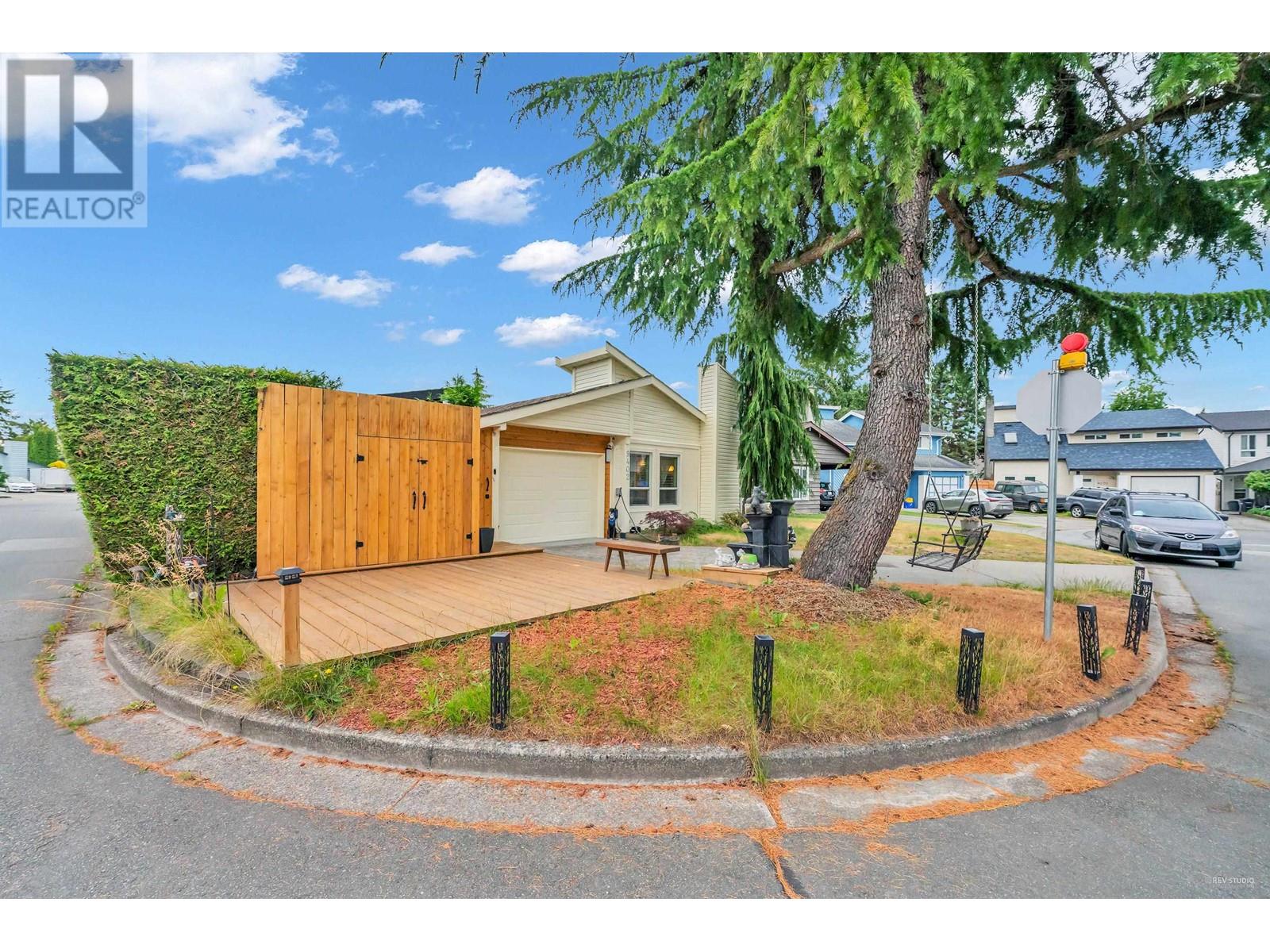 9402 Kingsley Crescent, Richmond, British Columbia  V7A 4V7 - Photo 1 - R2788824