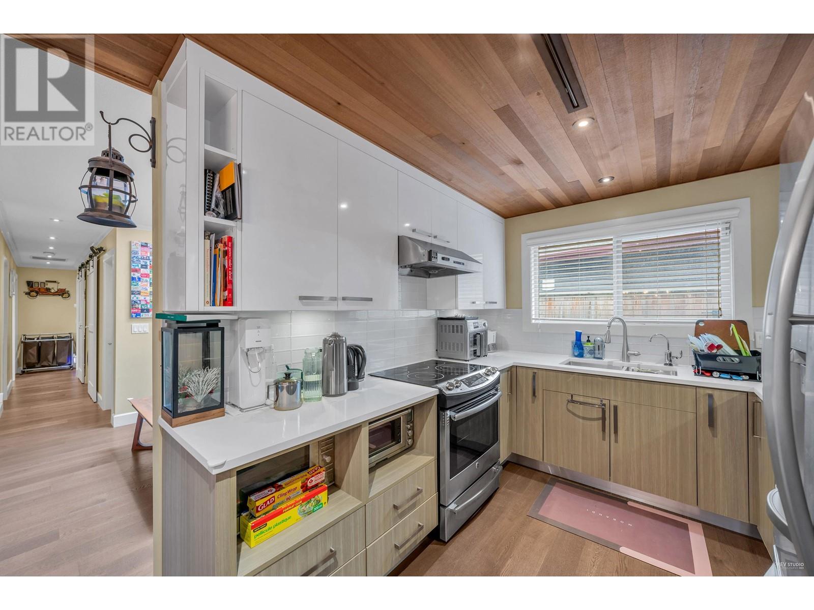 9402 Kingsley Crescent, Richmond, British Columbia  V7A 4V7 - Photo 12 - R2788824
