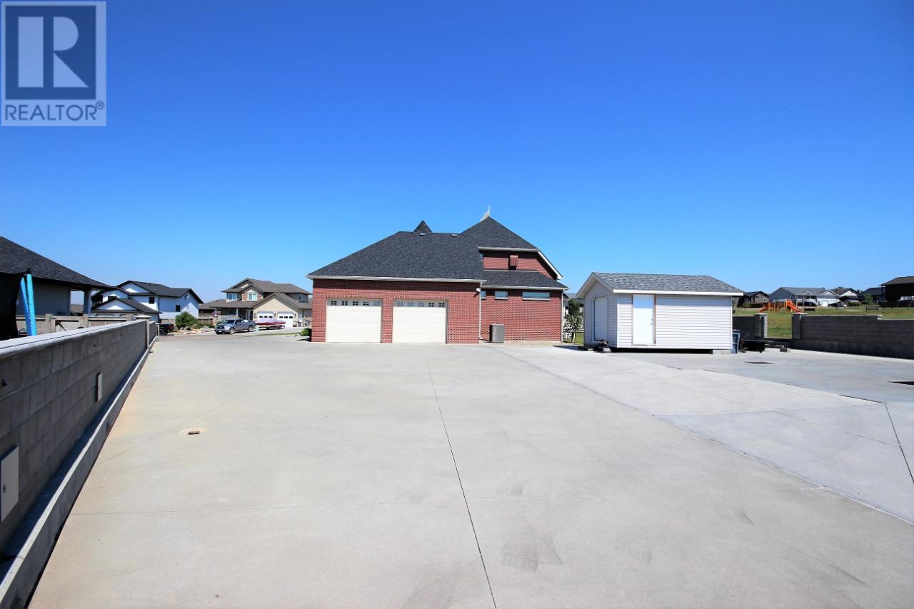 1829 86 Avenue Dawson Creek Photo 34