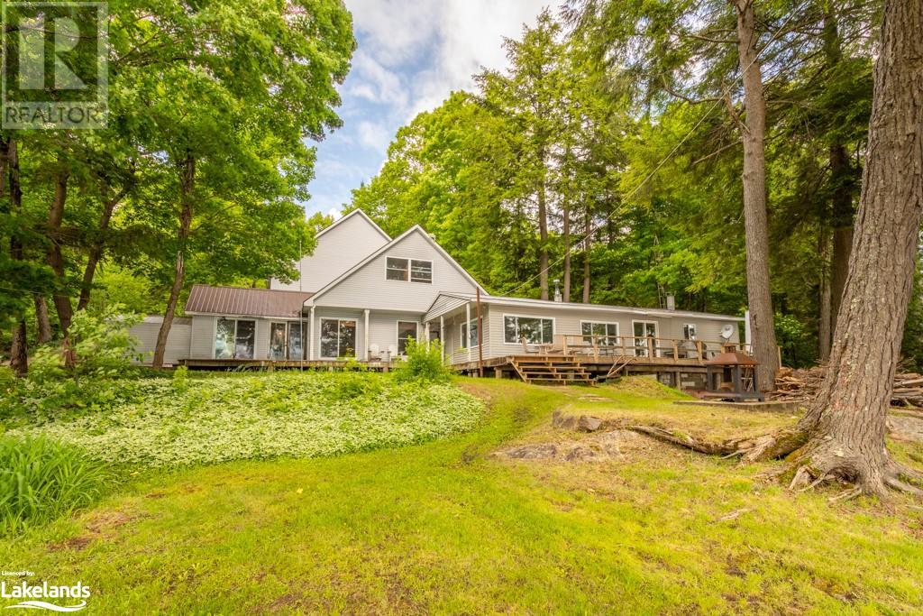 1041 Mckay Trail, Bracebridge, Ontario P1L 1X3 (25718393)