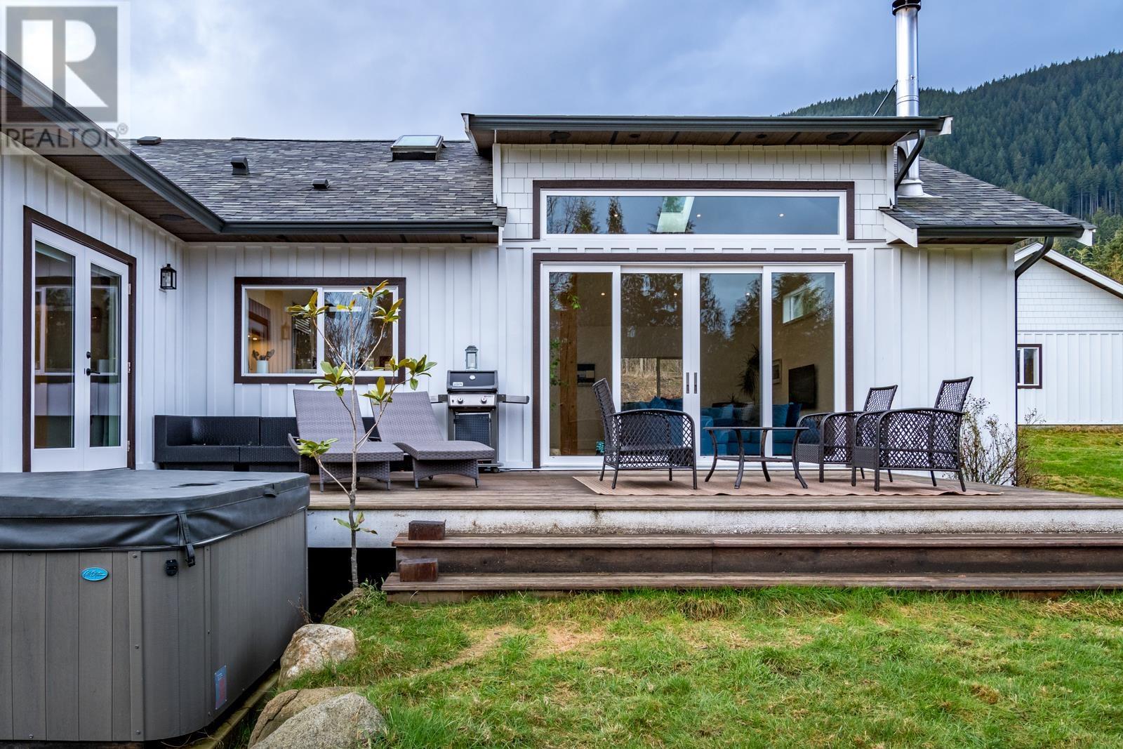 1860 Arboretum Drive, Gibsons, British Columbia  V0N 1V6 - Photo 29 - R2789067