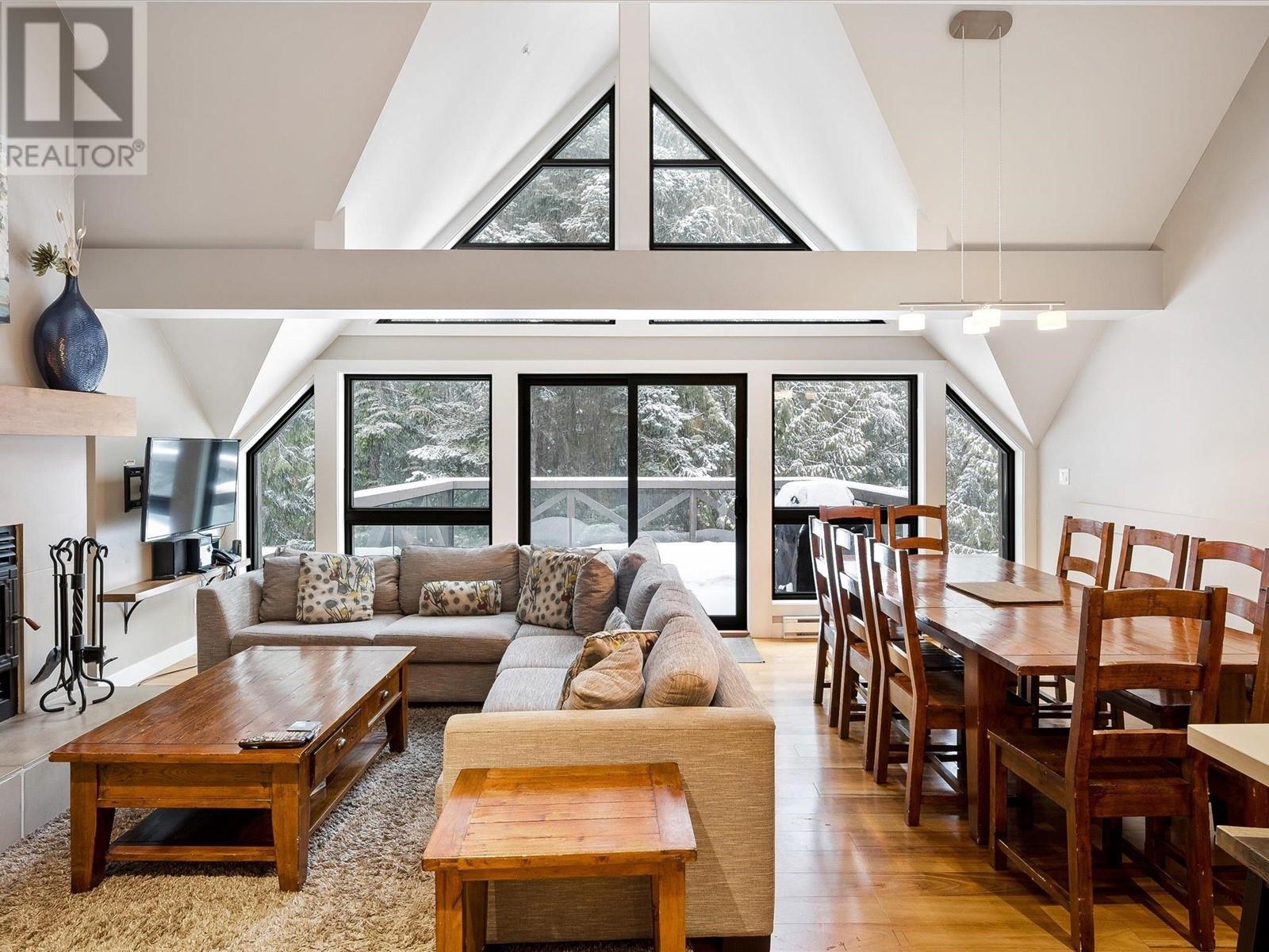 30 4700 Glacier Drive, Whistler, British Columbia  V0N 1B4 - Photo 1 - R2754989