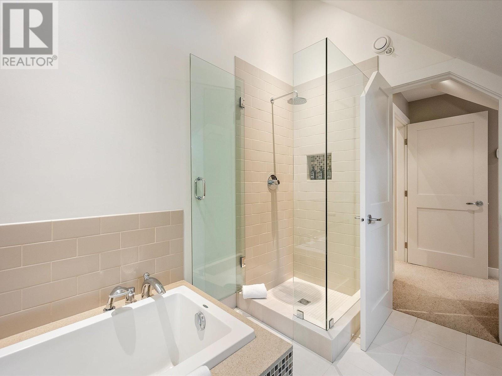 30 4700 Glacier Drive, Whistler, British Columbia  V0N 1B4 - Photo 10 - R2754989