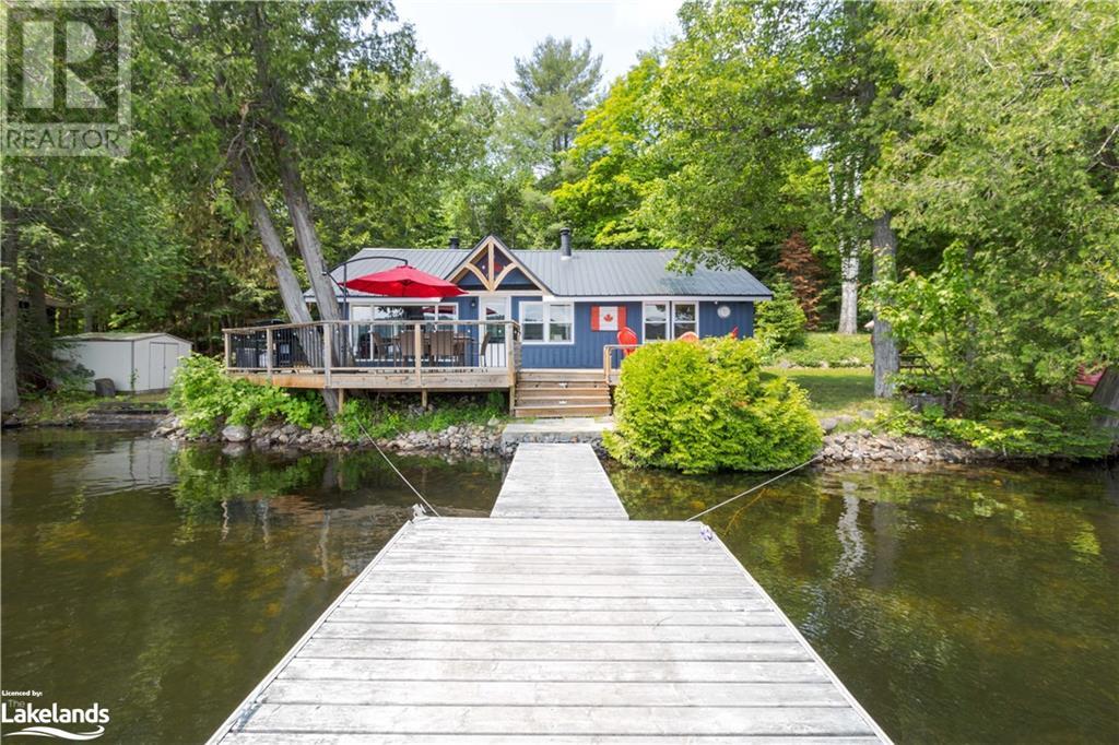 6034 Haliburton Lake Road, Haliburton, Ontario K0M 1S0 (25720865