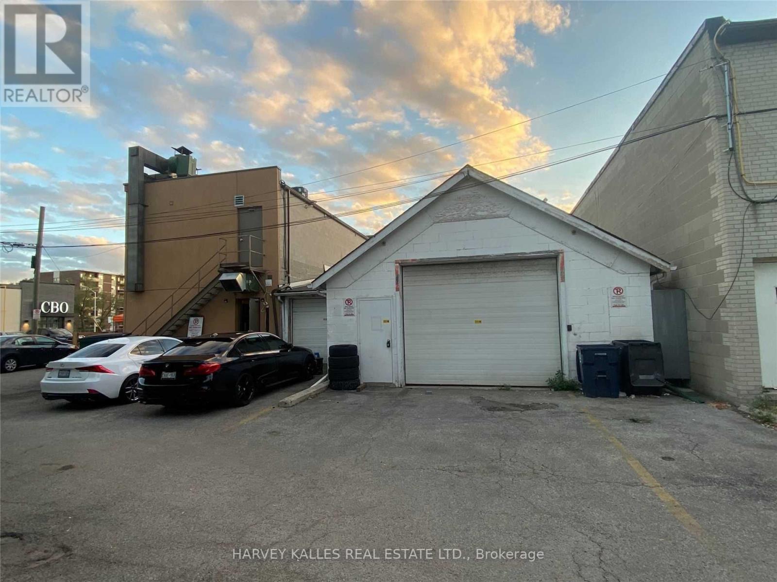 6285 Yonge St, Toronto, Ontario  M2M 3X6 - Photo 7 - C6162632