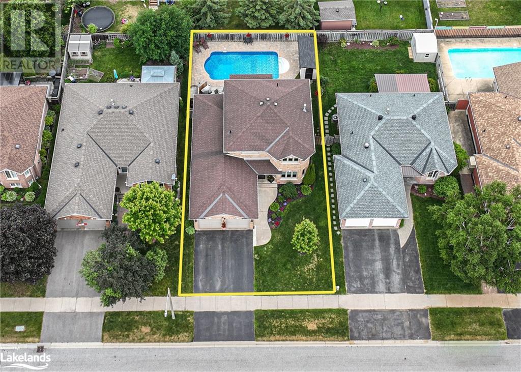 30 Johnson Street, Orillia, Ontario L3V 7S4 (25724364) Bay