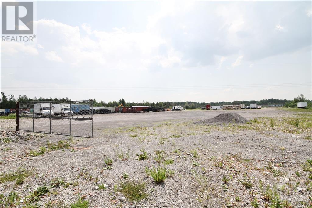6710 Bank Street, Ottawa, Ontario  K0A 2P0 - Photo 2 - X9462565